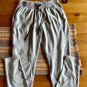 Outdoor Voices Joggers